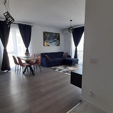 Sarah'S Place Oradea Εξωτερικό φωτογραφία
