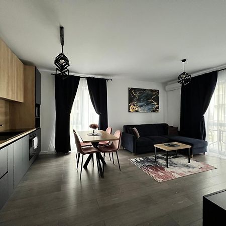 Sarah'S Place Oradea Εξωτερικό φωτογραφία